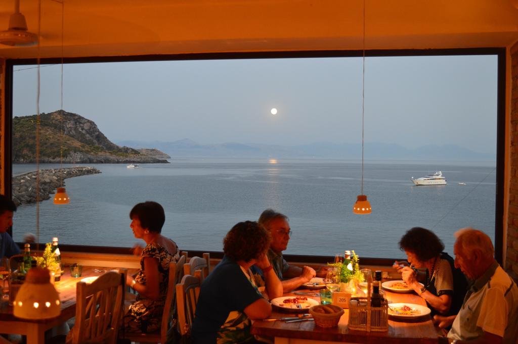 Albergo Tirreno Marina di Camerota Exteriér fotografie
