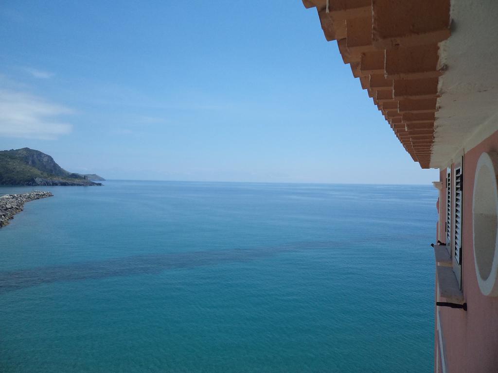 Albergo Tirreno Marina di Camerota Pokoj fotografie