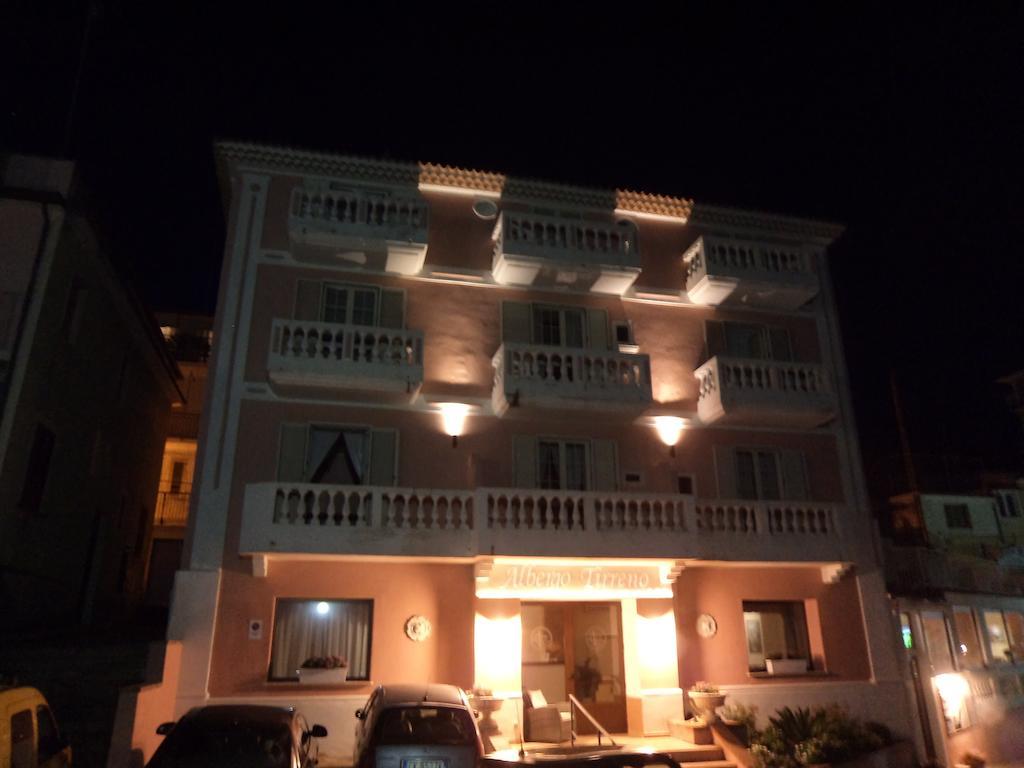 Albergo Tirreno Marina di Camerota Exteriér fotografie