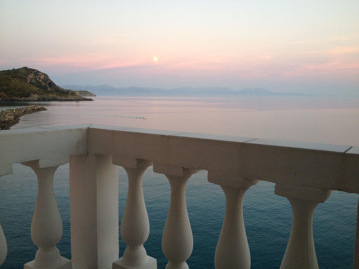Albergo Tirreno Marina di Camerota Exteriér fotografie